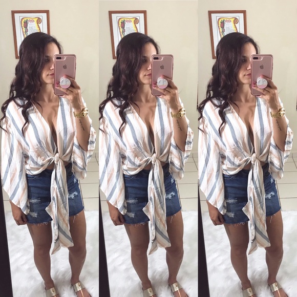 LAST 1  // ‘STELLA’ Striped Blouse - Picture 3 of 4